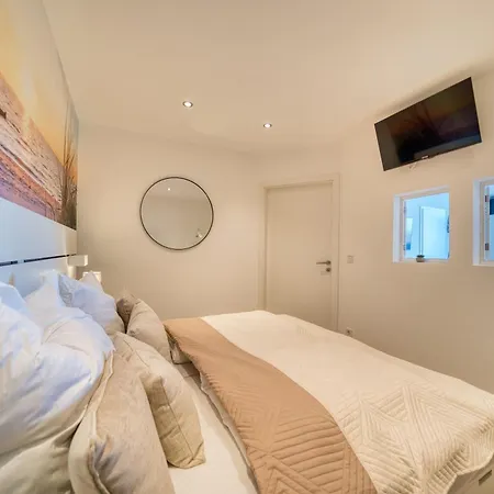- Haus B, App 0b0302 Apartment *